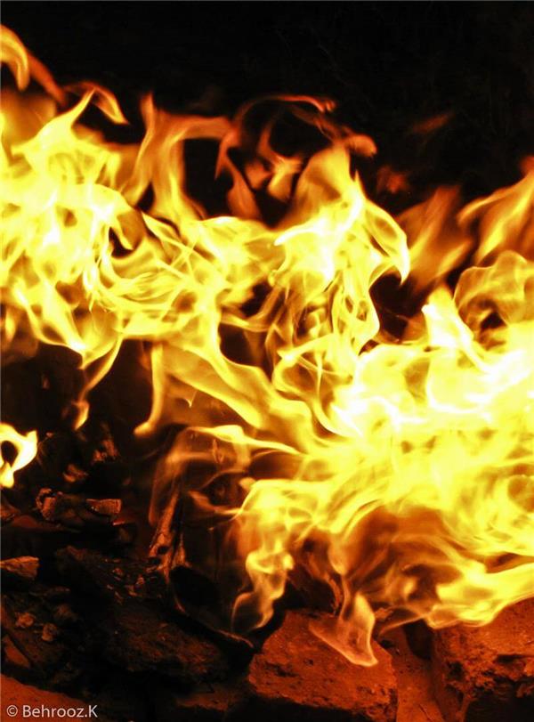 هنر عکاسی دود و آتش Behrooz شکل گیری یک ققنوس توسط شعله های آتش