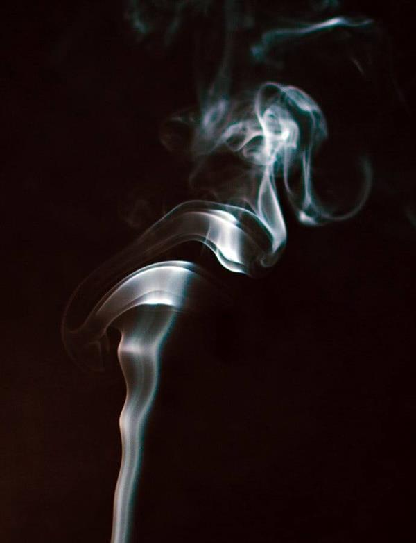 هنر عکاسی دود و آتش Arash__aria smoke project 
f1/8
iso100
lens 50 f1/8 nikon
body Nikon D750