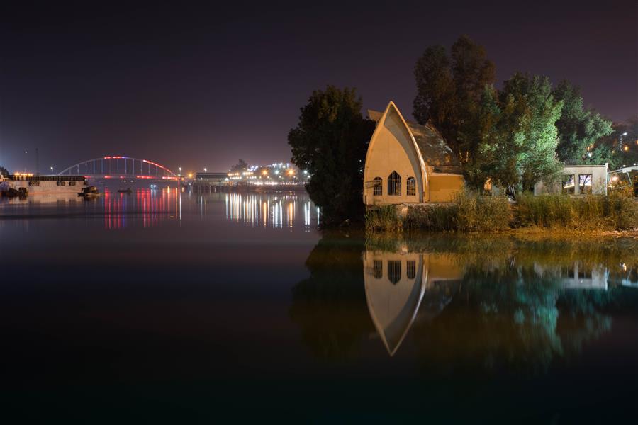هنر عکاسی محفل عکاسی fares moghadam ایران-خوزستان-خرمشهر - رود کارون این بنا در این شهر به سیدنی معروف شده