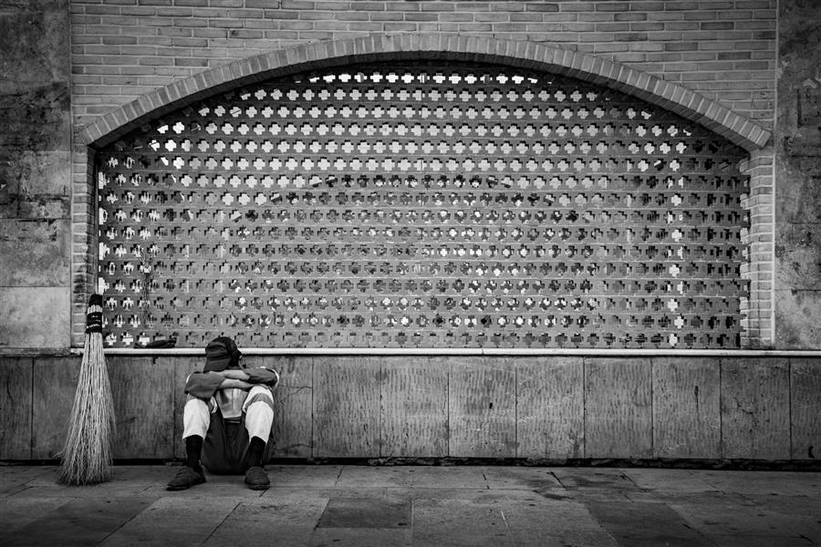 هنر عکاسی محفل عکاسی Tyrana palizban #مستند#عکاسى خیابانى#تنهایى