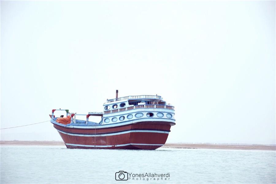 هنر عکاسی محفل عکاسی یونس اله وردی کشتی به گل نشسته