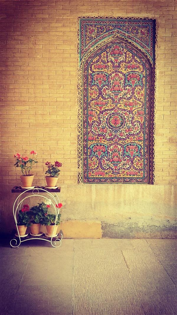 هنر عکاسی محفل عکاسی مهسا کرمانشاهی نام اثر:گوشه ای از شهر راز
هنرمند:مهسا کرمانشاهی
#شیراز #عکاسی#ایران