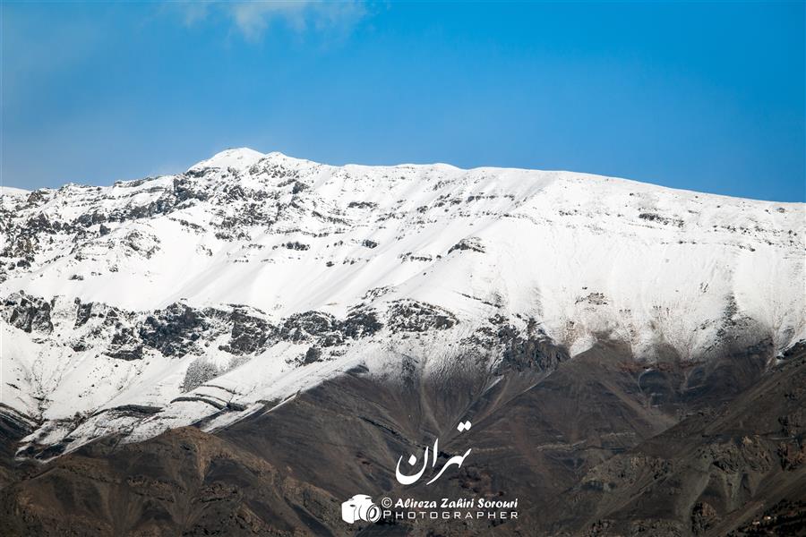 هنر عکاسی محفل عکاسی علیرضا ظهیری سروری آسمان آبی ، زمین پاک... 
تهران ، بیست و پنجم بهمن ۱۳۹۳