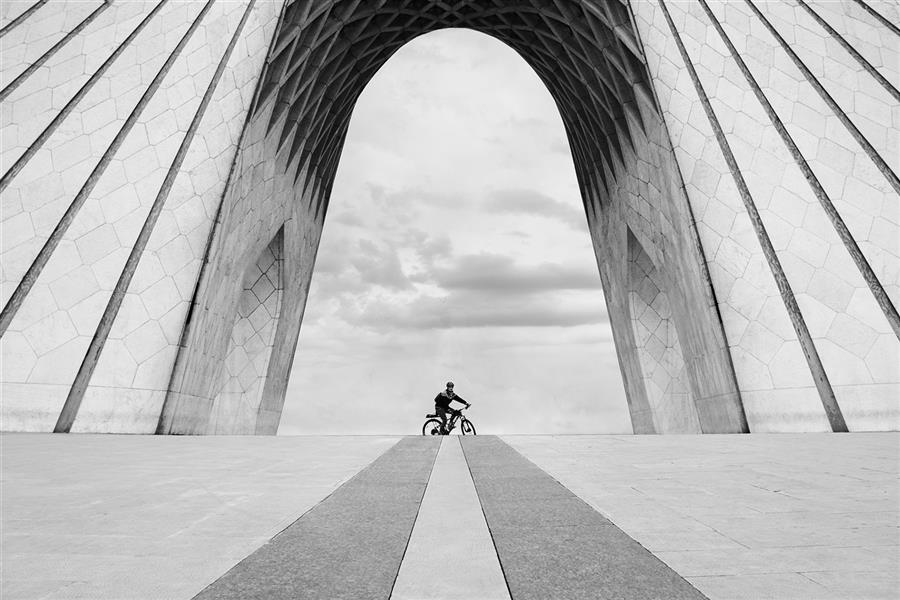 هنر عکاسی محفل عکاسی محمد دادستان Wheel Woman
#مینیمال #سیاه_سفید #خیابانی #زن #دوچرخه
#Minimal #BnW
