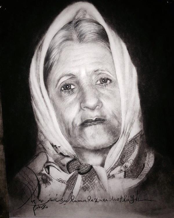 هنر نقاشی و گرافیک محفل نقاشی و گرافیک رامین رضایی مطلق پرتره مادرم مجموعه شخصی کنته و مداد زغالی اندازه 30*40