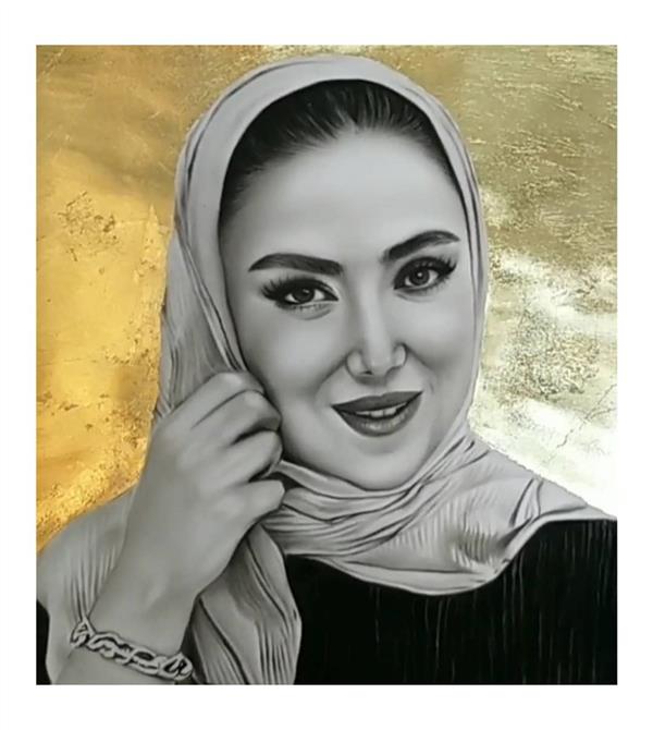 هنر نقاشی و گرافیک محفل نقاشی و گرافیک رویا موسوی عینه ورزانی تکنیک:سیاه قلم و ورق طلا
سبک:هایپر رئال
سال خلق اثر:1400
نام اثر:شیما خسروی
خالق اثر:رویا موسوی عینه ورزانی
#طراحی_چهره #سیاه_قلم_رئال_هایپررئال #پرتره_گرافی