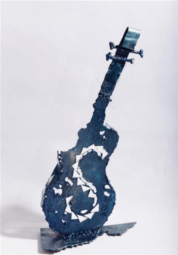 هنر سایر محفل سایر هنر ها شهناز اسکندری از مجموعه گیتارها #هنربازیافت فلزات# فلز و آینه 
۱۳۹۸
شهناز اسکندری