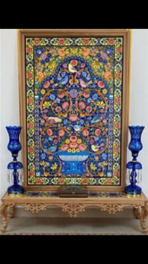 هنر سایر محفل سایر هنر ها فرزانه احمدی  تابلو کاشی کاری
قاب چوب راش
دارای میز کنسول و ۲عدد لاله عباسی و پک خاتم
دارای شناسنامه و سند از میراث فرهنگی
سال ساخت ۱۱۳۹۹
اثر استاد شمشیری 