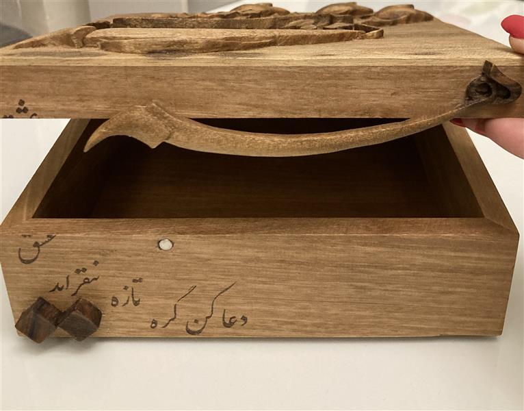 هنر سایر محفل سایر هنر ها هدیه امیری زاده جعبه کاربردی تی بگ و…
چوب گردو 
۱۴۰۱
عشق 