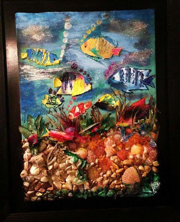 هنر سایر محفل سایر هنر ها ندا گودرز تابلو کلاژ اقیانوس با ترکیبی از صدف و سنگ های طبیعی و رنگ و فوم و خمیر در ابعاد 60 در 100 سانتیمتر