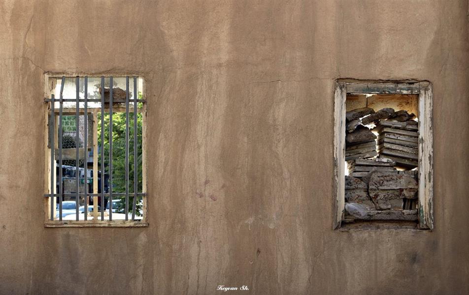 هنر عکاسی عکاسی مینیمال keyvan sh ..یک پنجره برای من کافیست،یک پنجره به لحظه ی آگاهی ونگاه وسکوت-
غرب ایران.