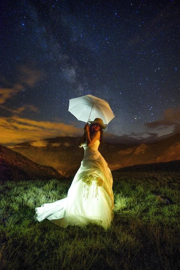 هنر عکاسی عکاسی در شب Pendar Akbari عکاسی نجومی عروس
ارتفاعات خوشواش آمل مازندران
نوردهی 30 ثانیه ایزو 400 دیافراگم 2.8
برای اولین بار در ایران . آلبوم نجومی عروس