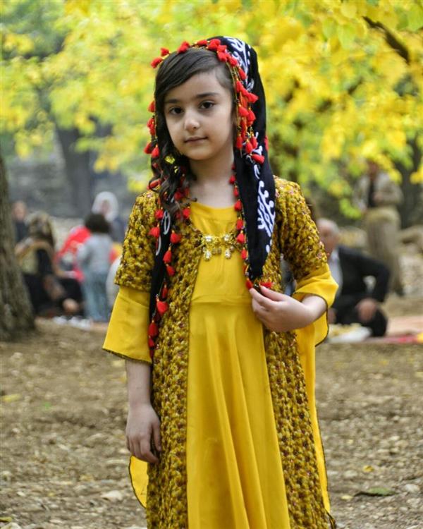 هنر عکاسی عکاسی فرهنگ ایرانی عادل عبدالهی لباس زیبای دختر کورد