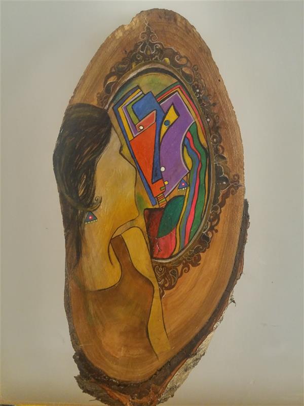 هنر نقاشی و گرافیک نقاشی سورئال سمیه کریمی آینه. آینه انعکاس روح آدمی. ای کاش به جای جسم  طرح روحمان را نشان میداد.نقاشی روی تنه درخت.گواش و آبرنگ .سایز ارتفاع 20 سانتی متر