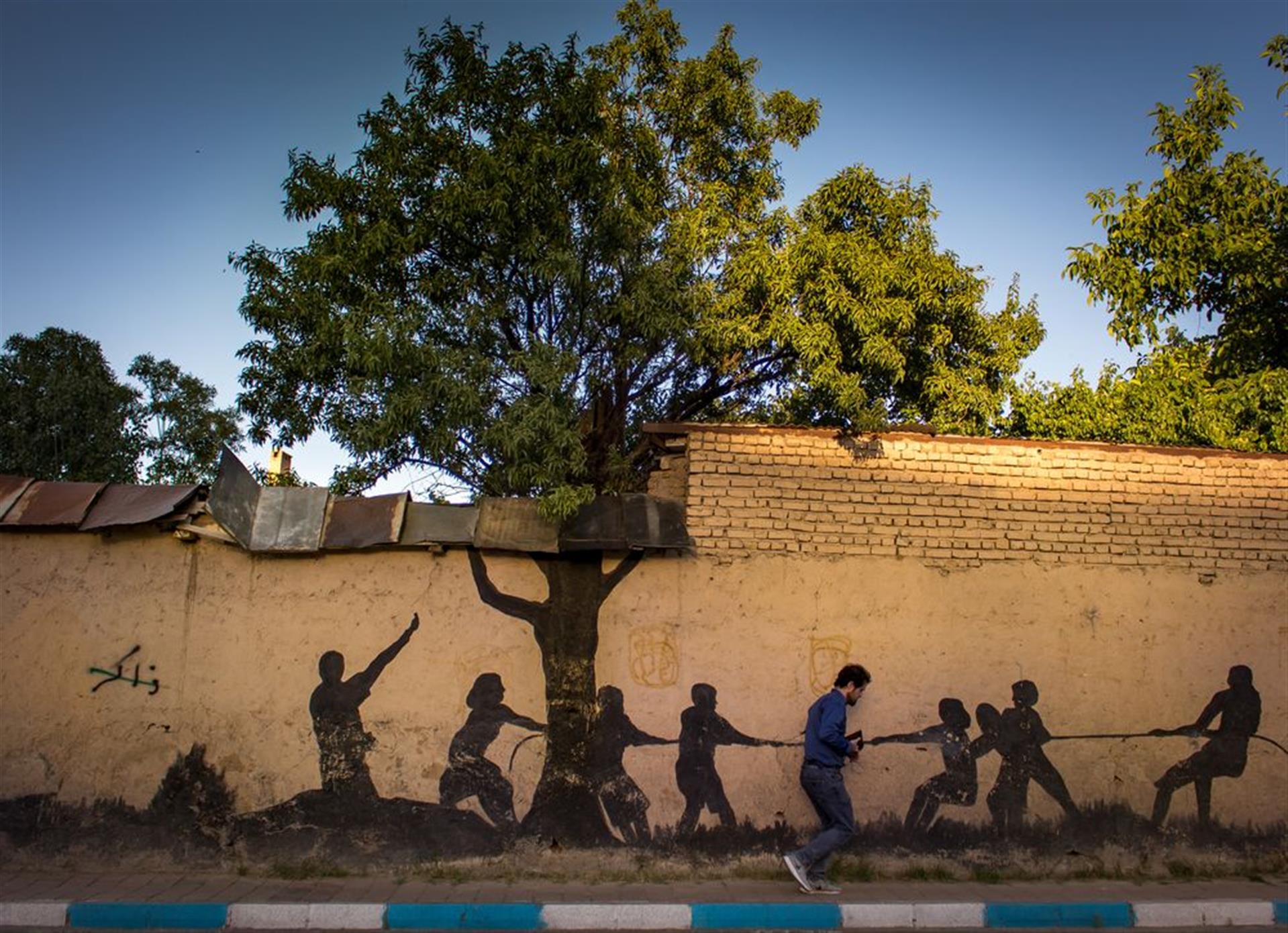 هنر عکاسی محفل عکاسی علیرضا ظهیری سروری عکس برگزیده National Geographic yourshot اینجانب با نام «رهگذر» در تاریخ 3 Feb 2018